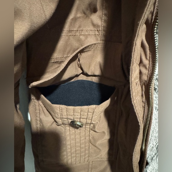 Women’s Hollister Jacket - Picture 5 of 5